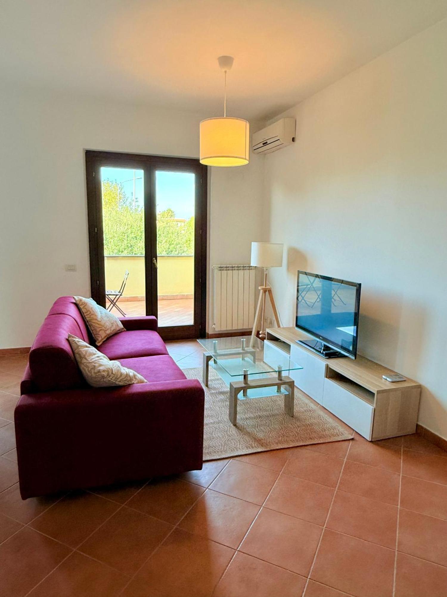 Lm Apartment Isola Fiumicino Exterior foto