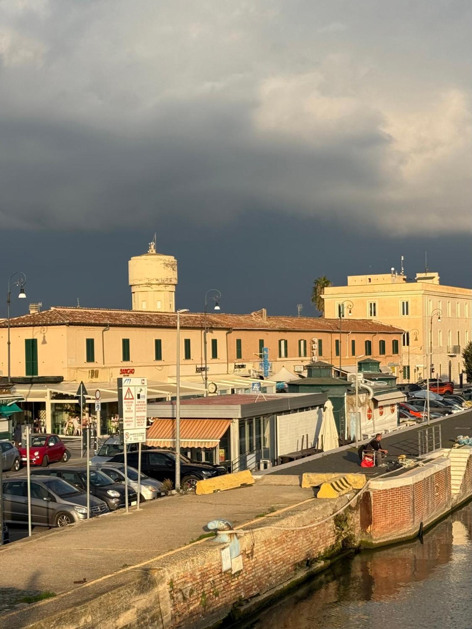 Lm Apartment Isola Fiumicino Exterior foto